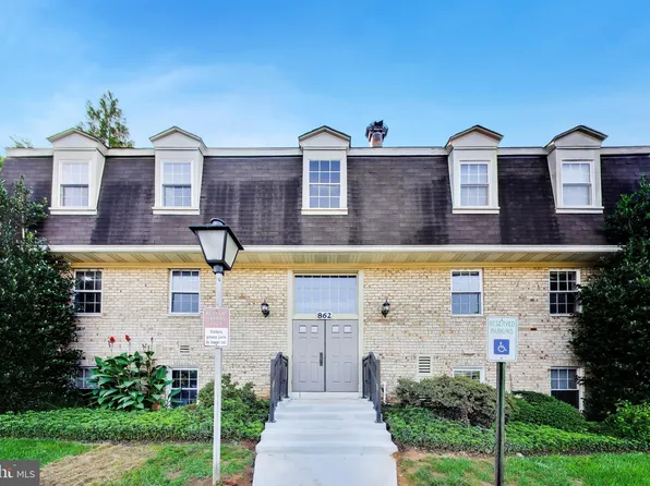 862 College Pkwy APT 102, Rockville, MD 20850