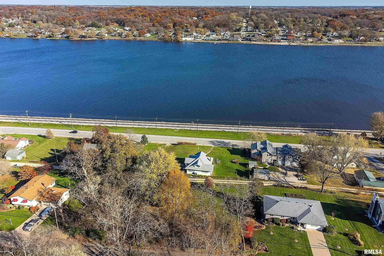 936 N Cody Rd — Photo 3