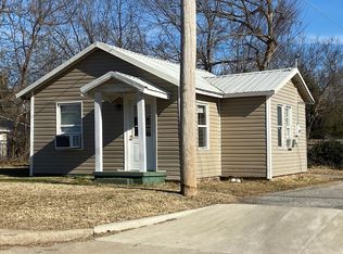 918 N 6th St, McAlester, OK 74501