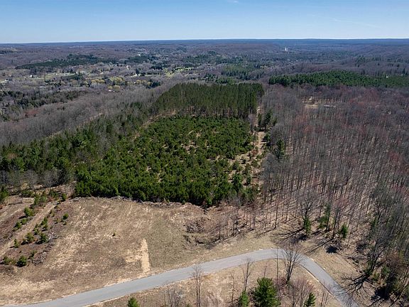 2nd image of Hoosier Valley Rd