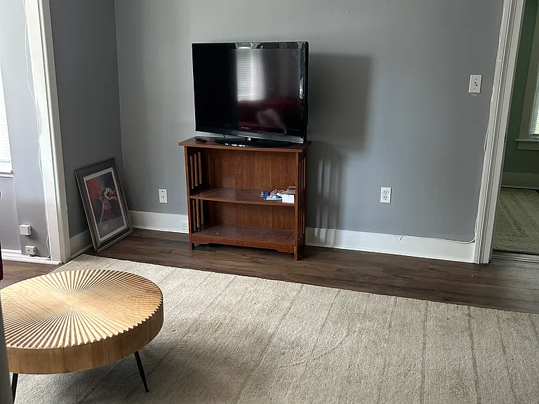1102 Illinois Ave #2 — Photo 10