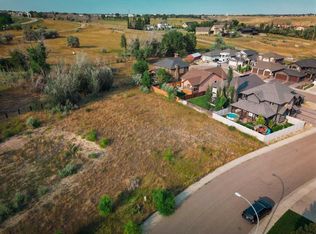 8 Canyon Creek Dr SW, Medicine Hat, AB T1B0B2