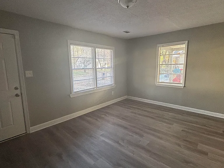 3133 Benjestown Rd — Photo 2