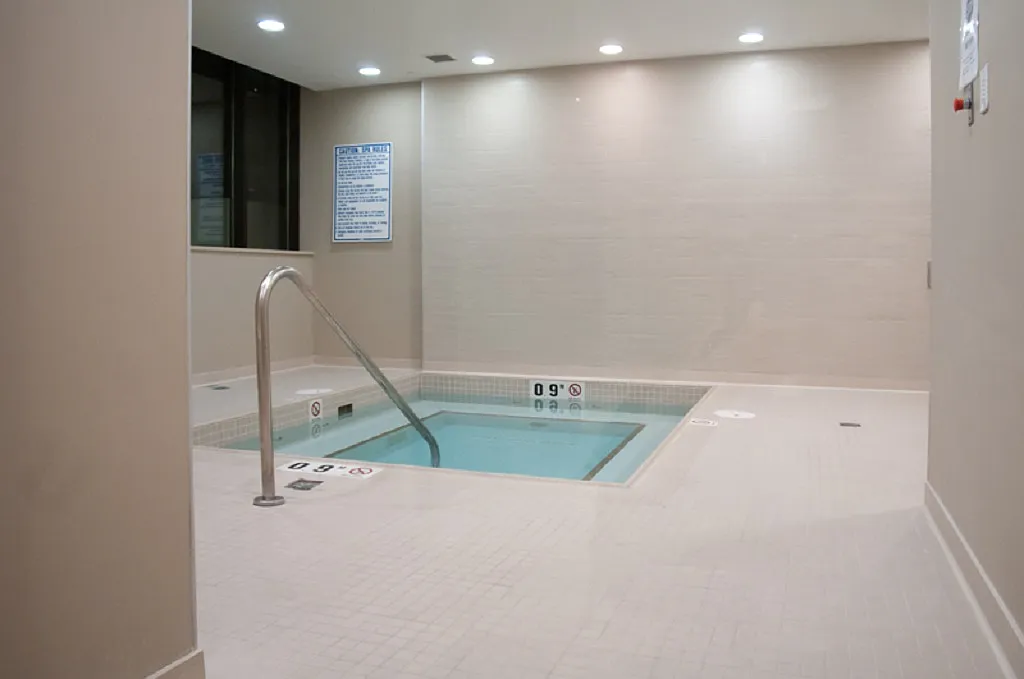 222 Riverfront Ave SW — Photo 4