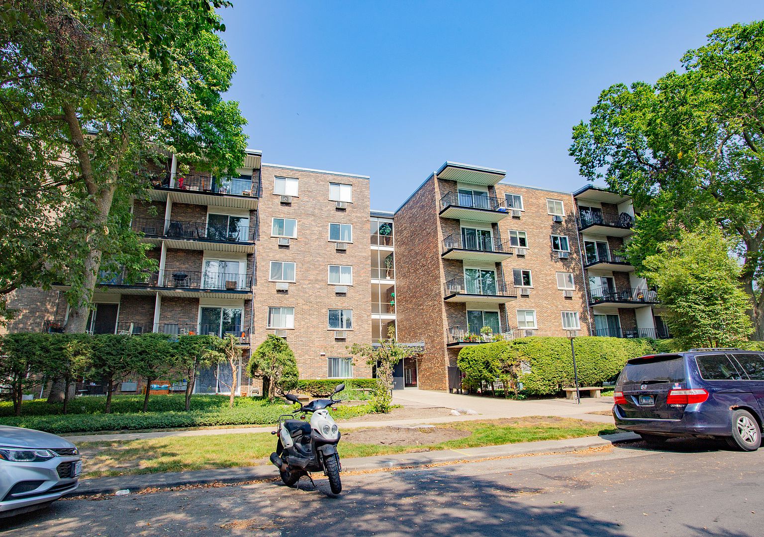 250 Ridge Ave APT 4D, Evanston, IL 60202 | Zillow
