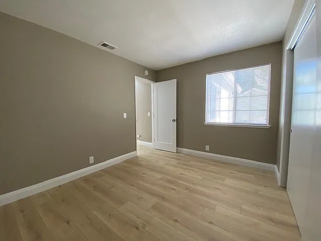 412 Lakeside Way — Photo 24