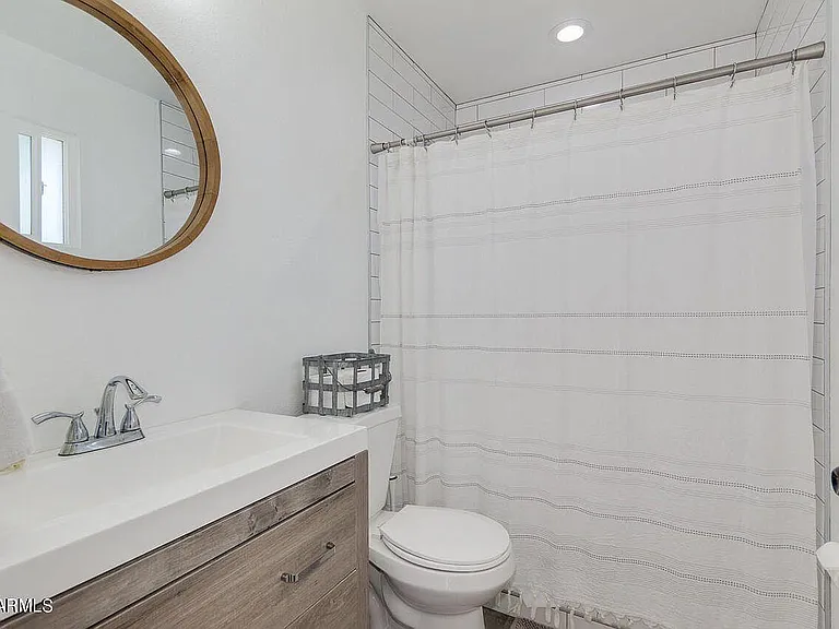 1424 E Broadmor Dr — Photo 22