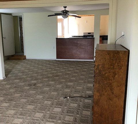4th image of 556 Lake Cres #246