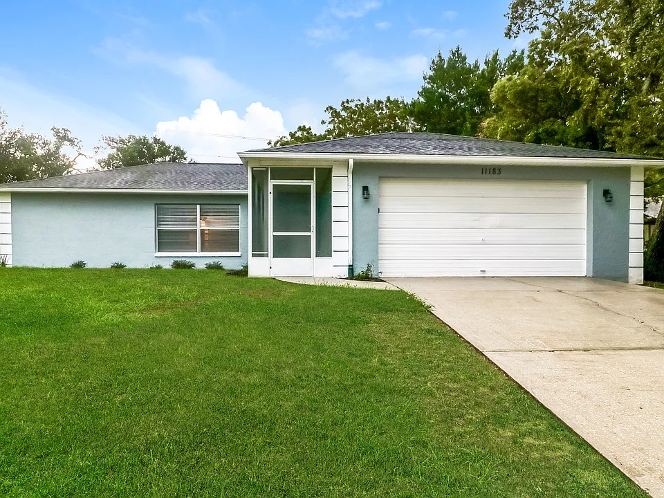 11183 Linden Dr