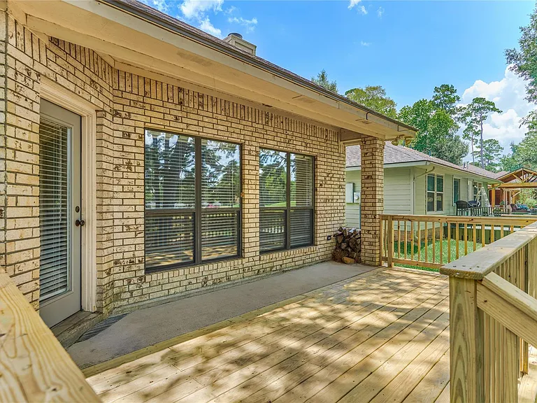 13707 Fountainview Dr — Photo 38