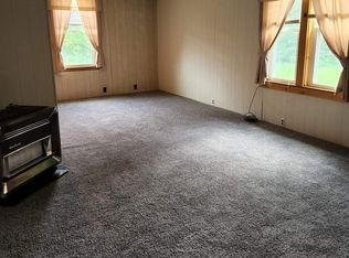 32 Brown St #B, Adams, MA 01220