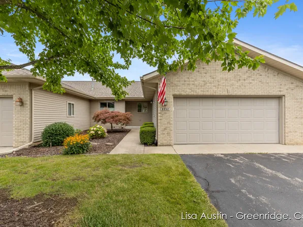 8052 Misty View Dr SW, Byron Center, MI 49315
