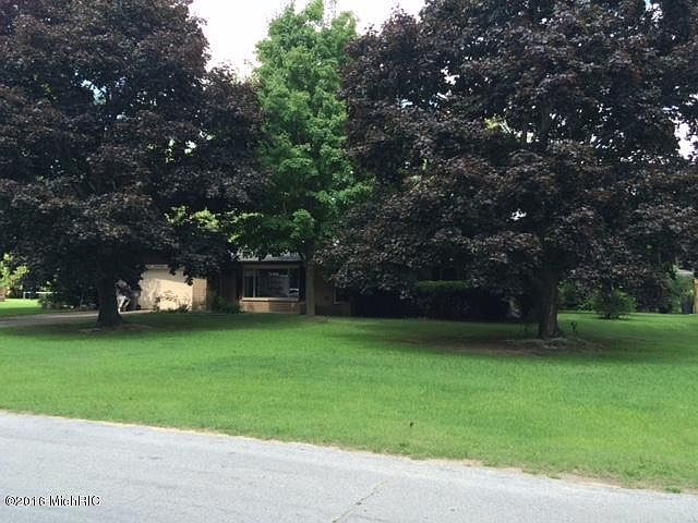 2nd image of 1317 Hickory Dr