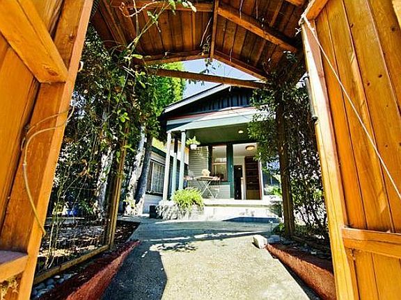 5th image of 5657 Aldama St