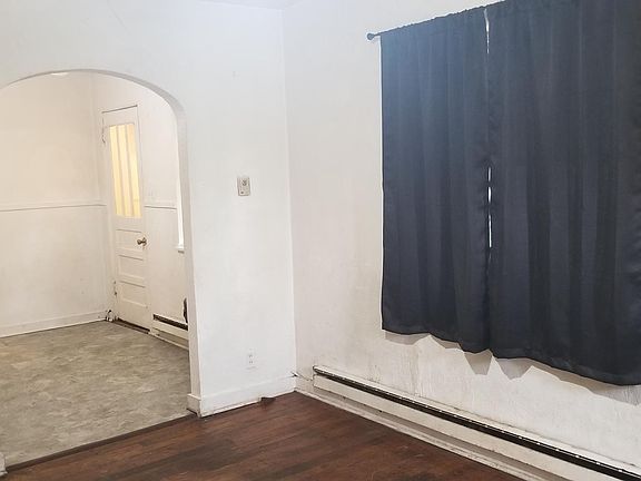 2nd image of 613 Kinzer St #A