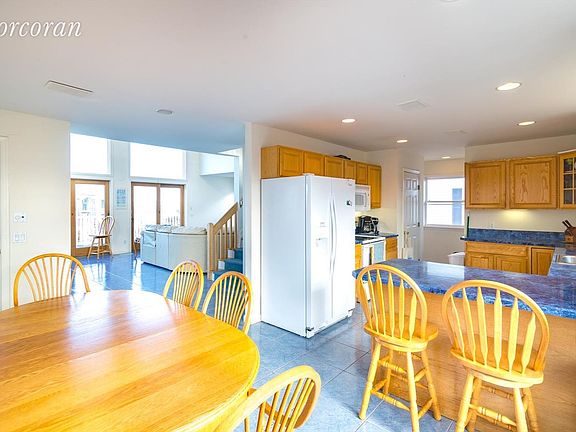 5th image of 11 Dune Ln