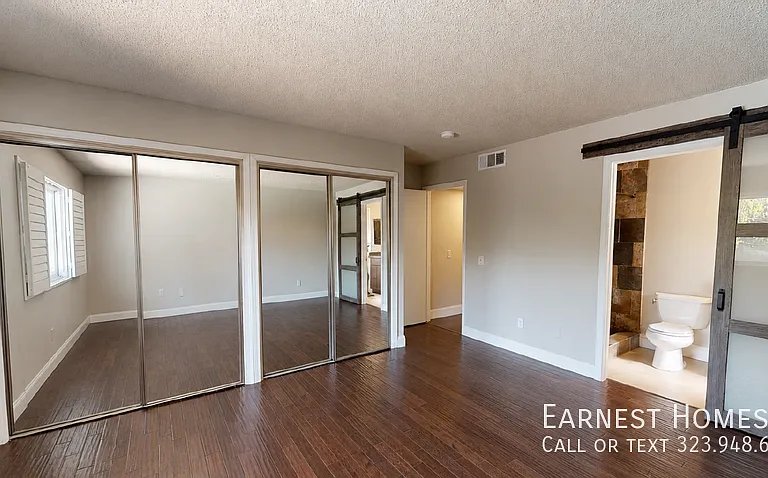 21019 Hackney St — Photo 18