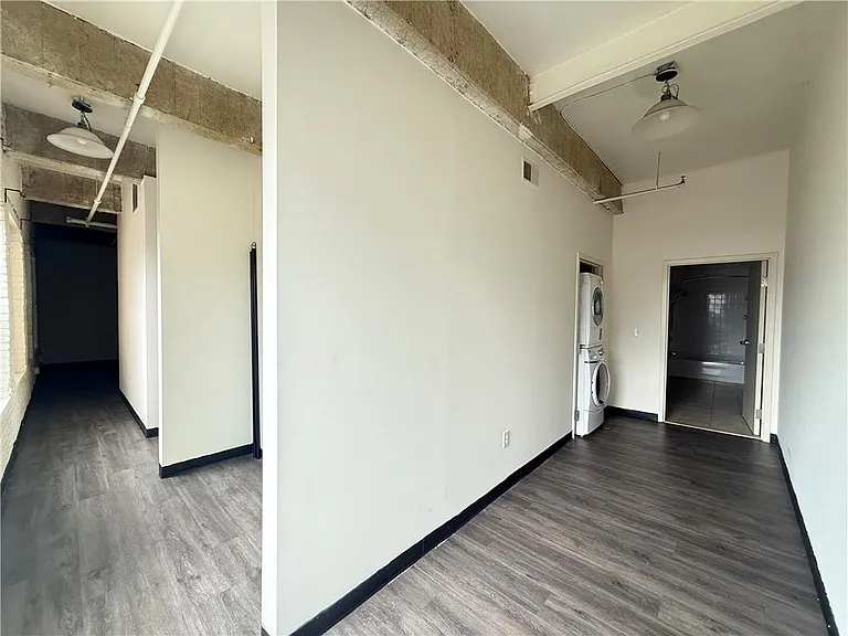 128 N 8th St #3E — Photo 11
