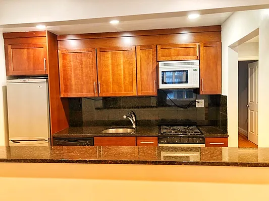 Rented by Friedman Roth Realty | media 11