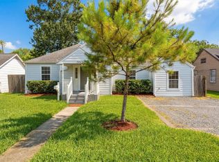 2044 Des Jardines St, Houston, TX 77023