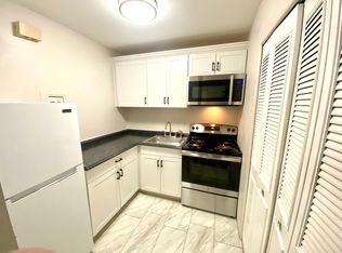 2605 Le Blanc Ct APT 8, Louisville, KY 40206