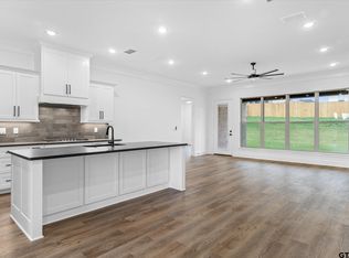 388 Mac Cir, Bullard, TX 75757