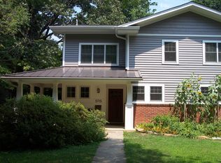 5715 Kingswood Ct, Bethesda, MD 20814
