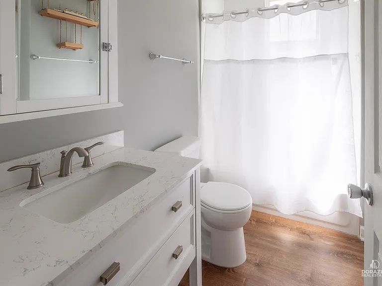 6111 S Eberhart Ave #2 — Photo 14