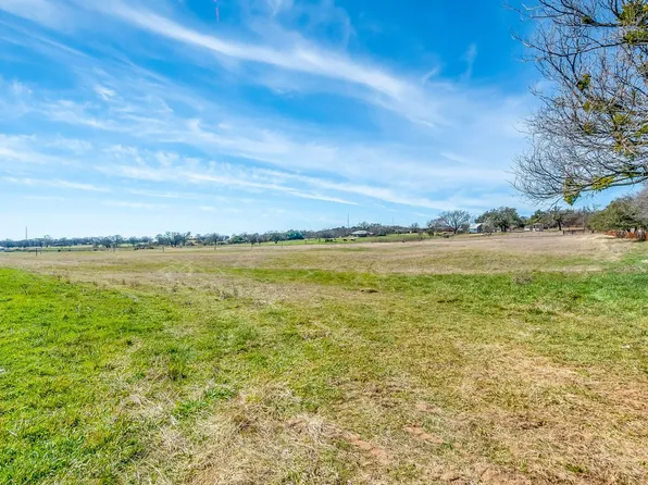 1000 N Lambert Rd, Weatherford, TX 76088