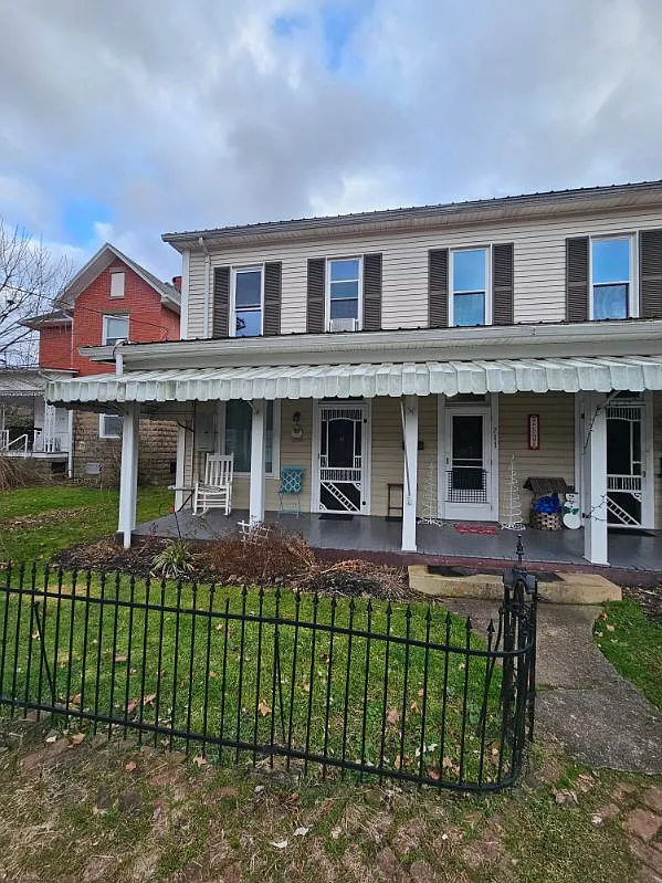 711 Main Street - 1 — Photo 1