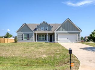 15 Mill Dr, Fort Mitchell, AL 36856
