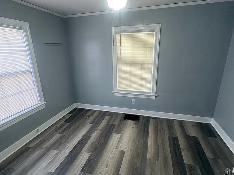 2511 W Downs Cir — Photo 5