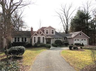 935 Ransier Dr, Hendersonville, NC 28739