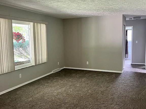 5th image of 919 Loretto St
