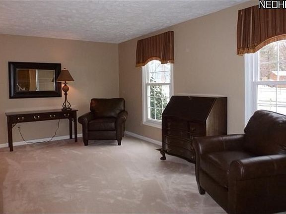 3rd image of 10271 Barchester Dr