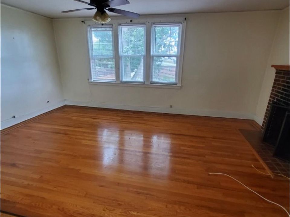 1st image of 51 Huber Pl