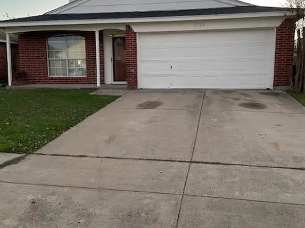 6726 Oregon Trl, Arlington, TX 76002