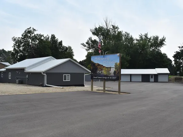 120 & 160 N Hunt St, Osage, IA 50461