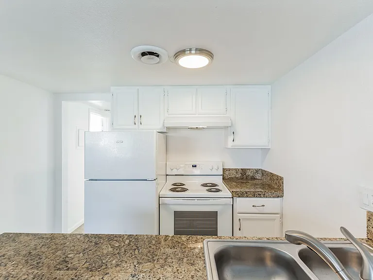 73355 Guadalupe Avenue — Photo 36