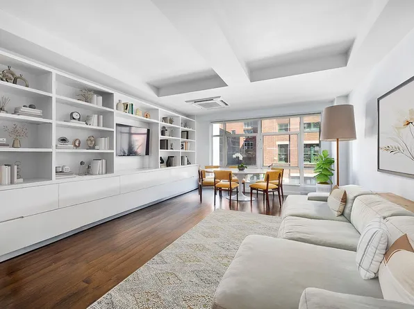 206 Front St APT 3-C, Brooklyn, NY 11201