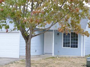 687 Wisteria St, Independence, OR 97351