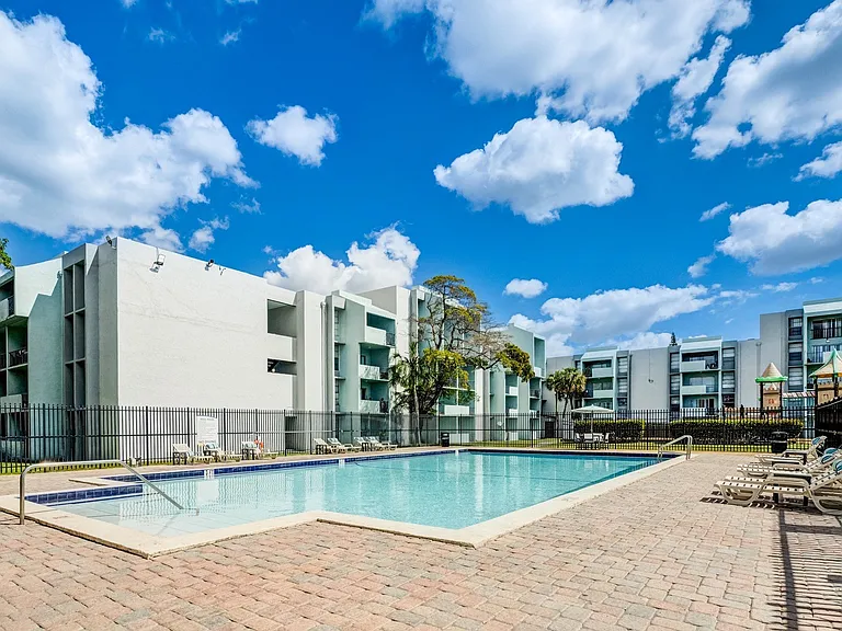 Windward Vista — Photo 11