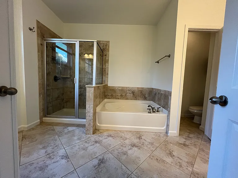 5867 Norfolk Chase Rd — Photo 11