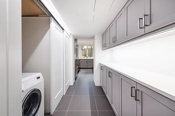 Rented by Nest Seekers International | media 31