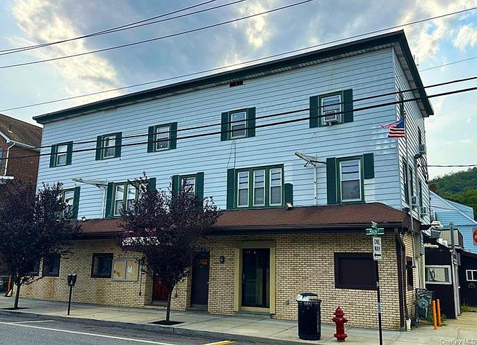 1st image of 457 Main St Unit 201