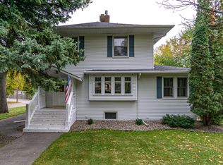 1101 Reeves Dr, Grand Forks, ND 58201