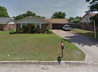 806 Cumberland Dr, Muskogee, OK 74403