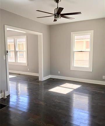 4th image of 441 Brighton Ave