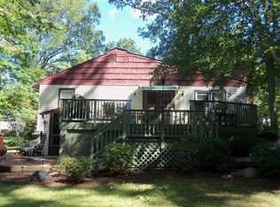 635 Foothill Rd, Bridgewater, NJ 08807