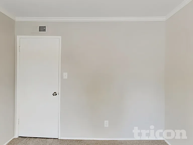 416 Forestwood Dr — Photo 12